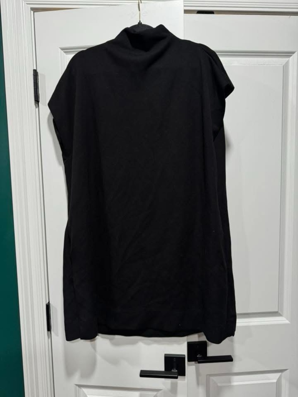 entro Black Draped Sleeveless Tunic